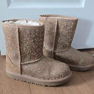 Kids Tan Glitter Boots